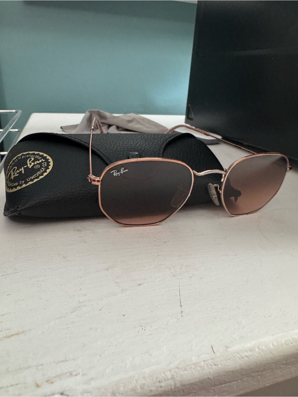 Ray-Ban Rose Gold Frame Brown Gradient Lenses Sunglasses